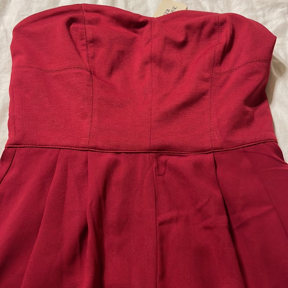 Red‎ strapless jumpsuit. - Picture 14 of 14